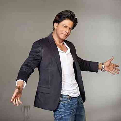 SHAHRUKH KHAN PLAYS LUDO WITH DIRECTOR ANAND L RAI