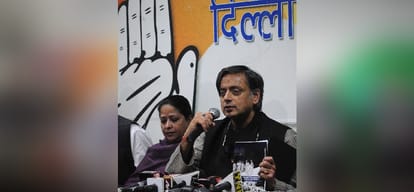 shashi tharoor blames aap for the pollution level in delhi