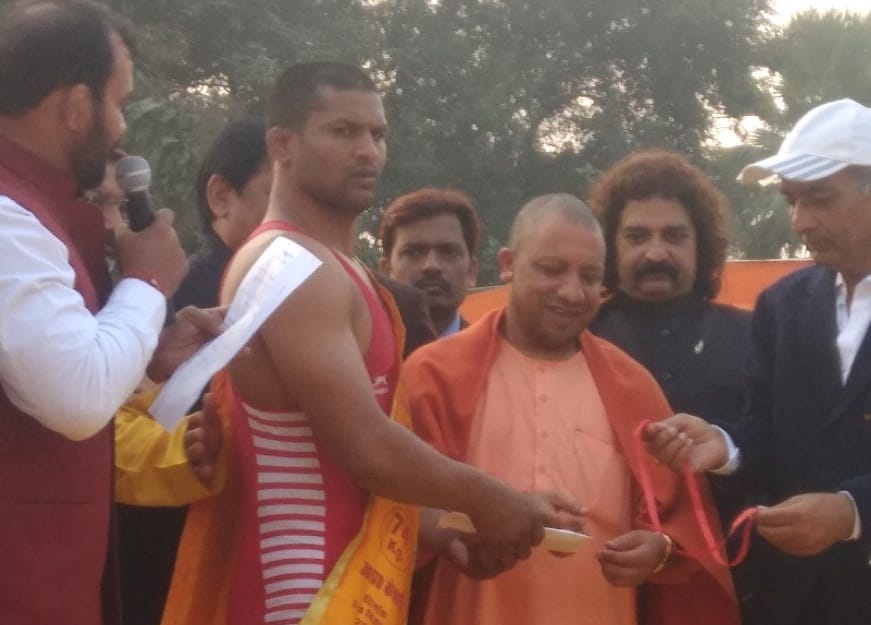 यूपी में तीन हजार करोड़ की लागत से बनेगी खेल एकेडमी-सीएम
