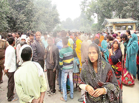 Schoolgirl killed by truck, villagers planted jam
