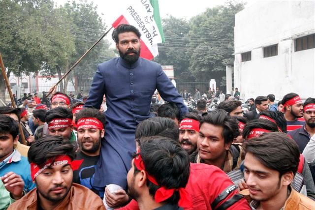 Nomination of BJP MLA's grandson for AMU student union president