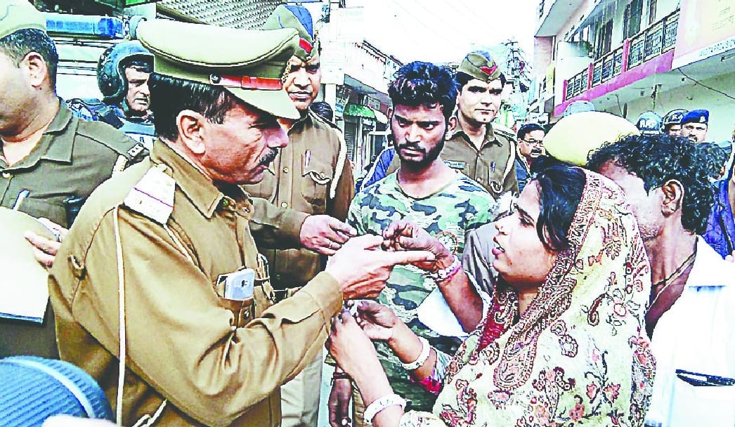 ghar ghar me mili nashe ki pudiya