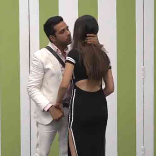 bigg boss 11 puneesh get chance to romance with bandagi before elimination