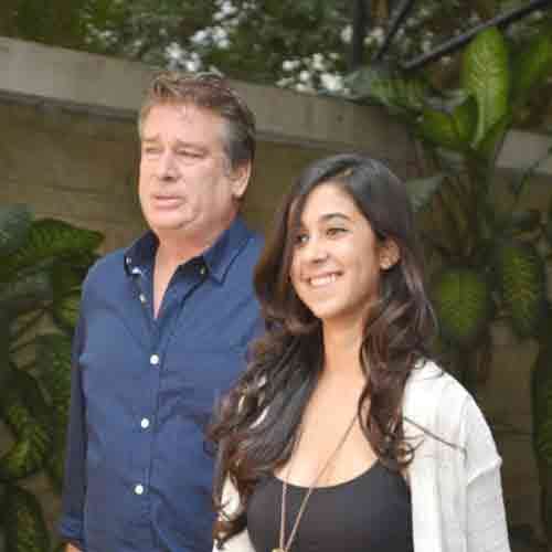 sashi kapoor grand daughter aliya kapoor is hottest among satr kids