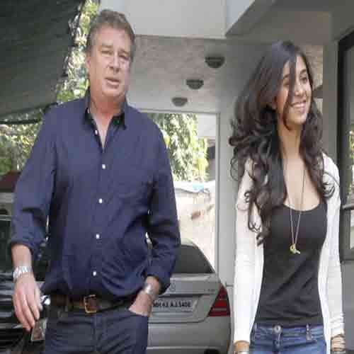 sashi kapoor grand daughter aliya kapoor is hottest among satr kids