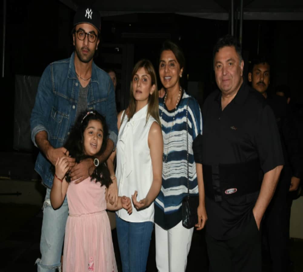 ranbir kapoor niece samara sahni all set to take center stage