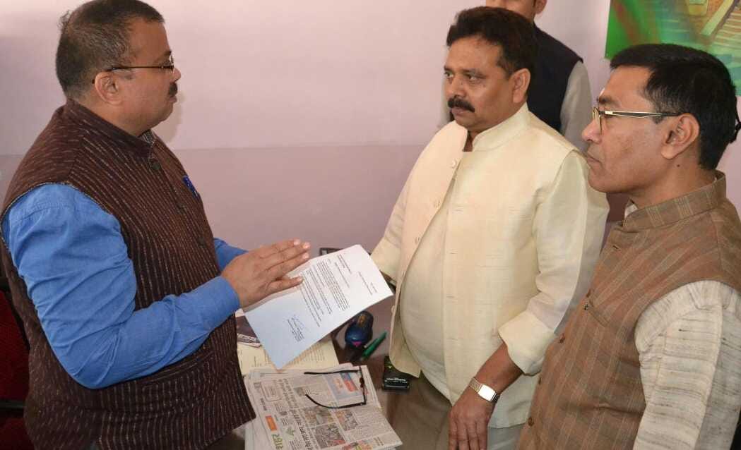 Need to be separate mobile for children letter to PM modi