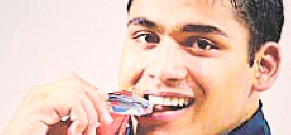 vikas thakur of hamirpur set five national record in weightlifting
