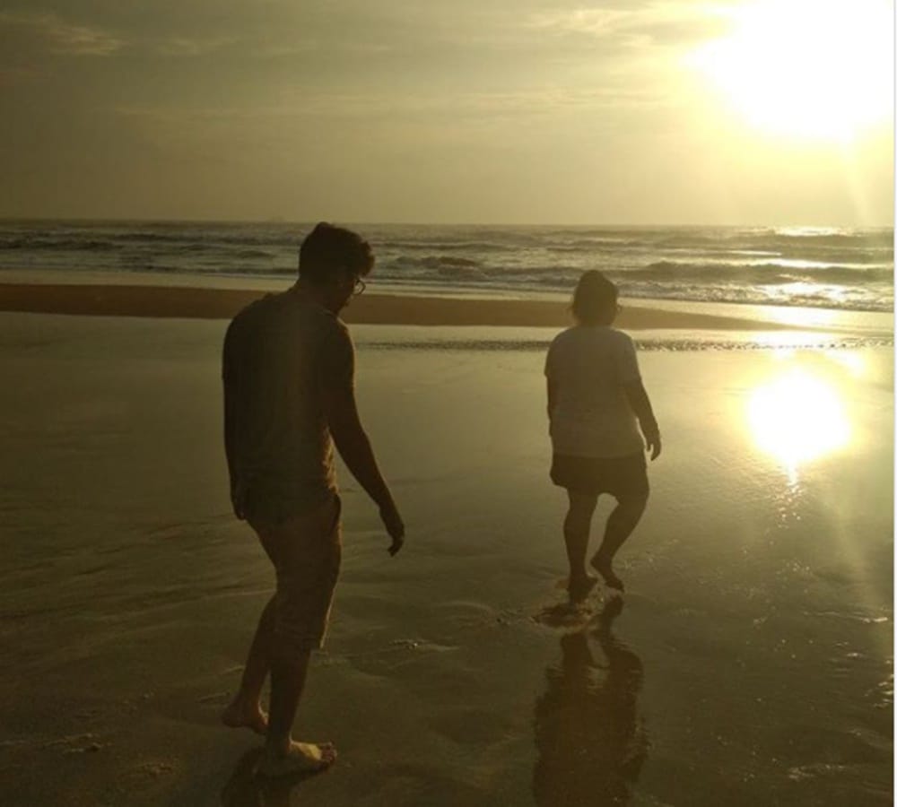 bharti singh enjoying honeymoon with hubby harsh limbachiyaa in goa