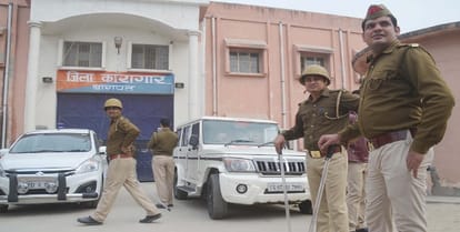 Search campaign launched in jail on Prabhat Kumar instructions knife recovered