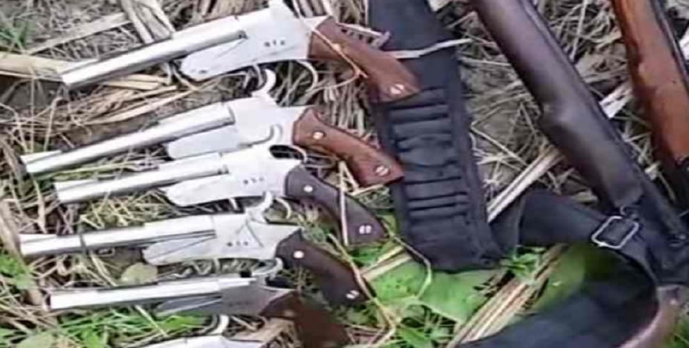 Illegal arms factory burst in closed school in Moradabad four including two teachers arrested