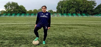 Stone pelting Kashmiri girl Afshan Ashiq today captain and goalkeeper of J&K women football team