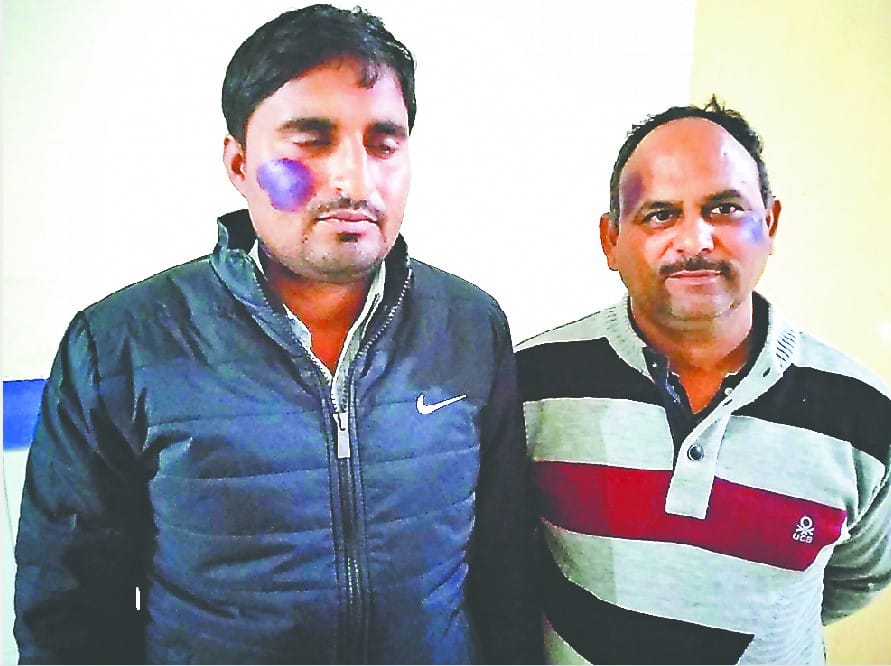 employees beaten electrical engineers in piran kaliyar