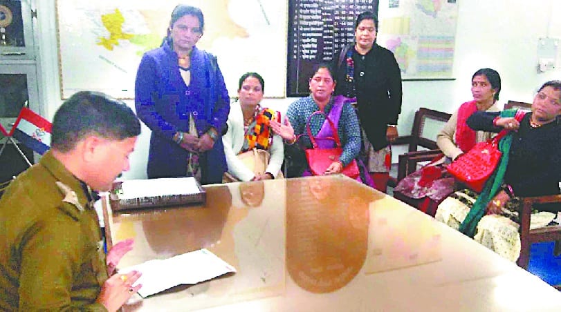 Women floundering with minor injections on accused