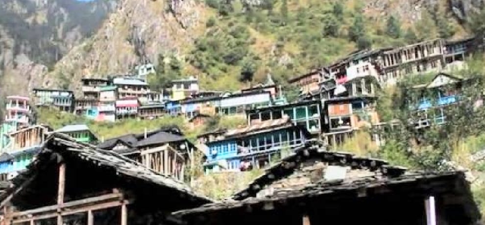 आदेश कॉपी का इंतजार, होटल कारोबारियों में हड़कंप