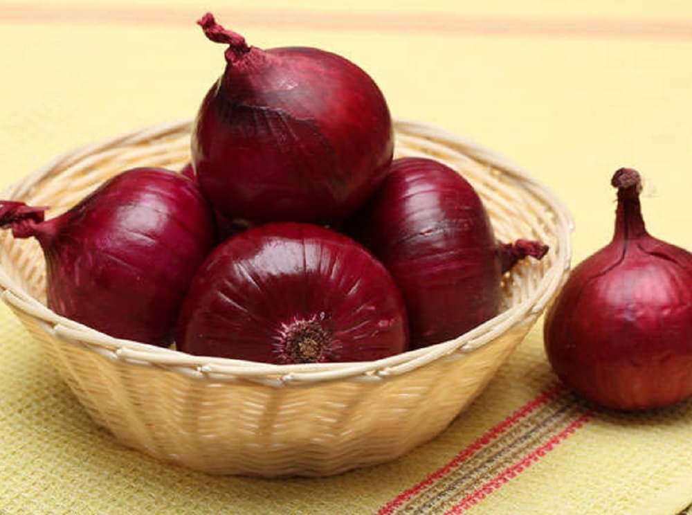 Know how to get rid of thyroid with these magical red onion remedy
