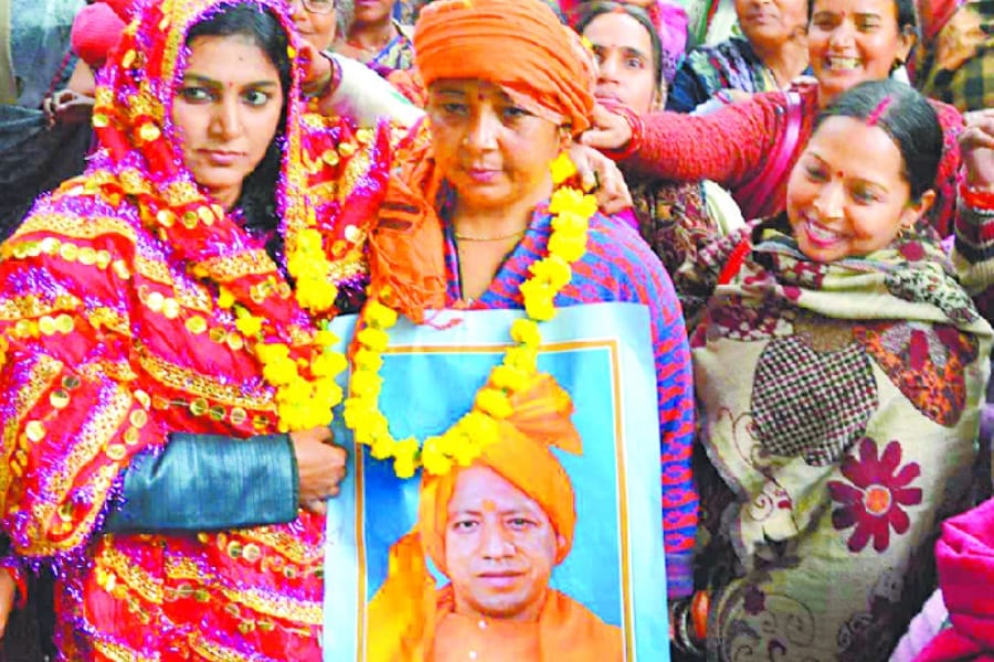 truth behind woman's marriage with yogi adityanath pic.