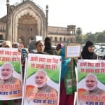 पीएम मोदी के समर्थन में उतरीं मुस्लिम महिलाएं।
