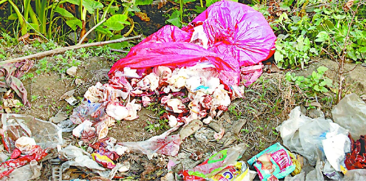 Bio-medical waste thrown in the drain near District Hospital 