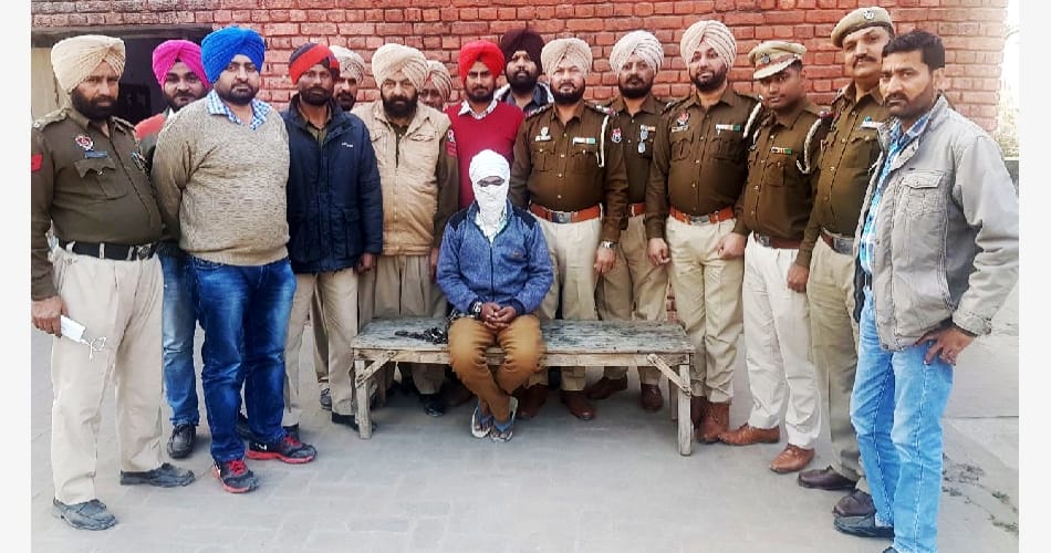 Punjab police arrest isi agent in Batala