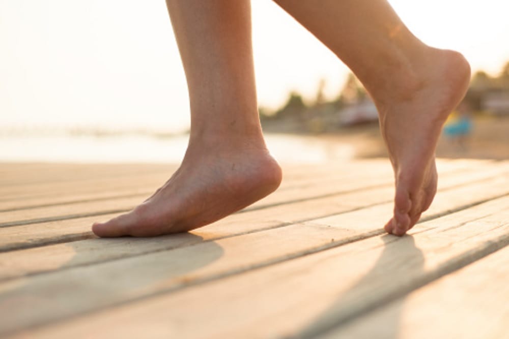 Know about the magical Health Benefits Of Going Barefoot
