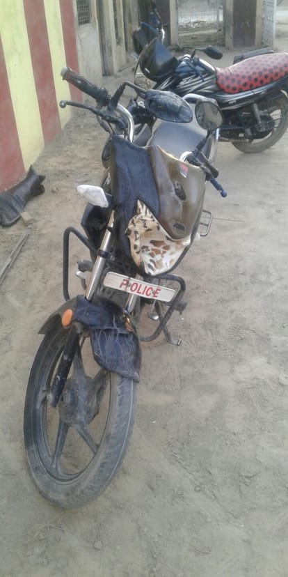 stone pelting in police in mainpuri