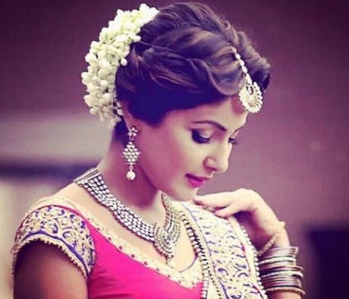 If you want to impress everyone in winter weddings than follow these 5 fashion tips 