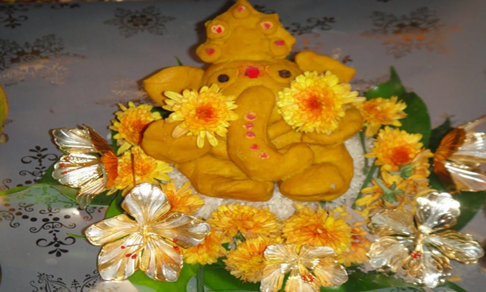 always keep these ganesh idol at your home according to vastu