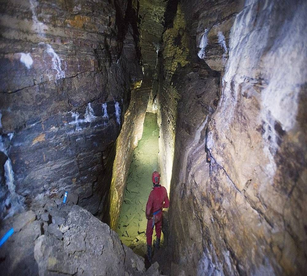 Ice edge tunnel found in an excavation under a park in Montreal Canada