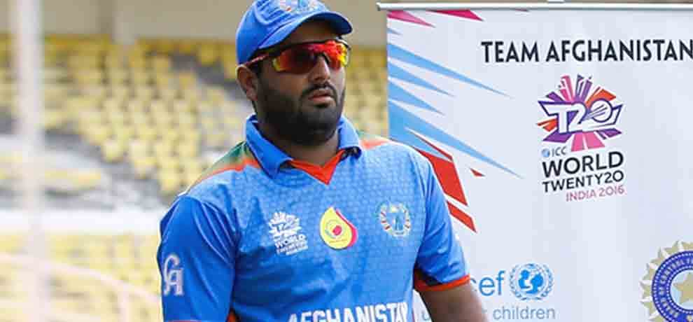 Mohammad Shahzad says MS Dhoni room is always open for chat but its tough to contact him on mobile