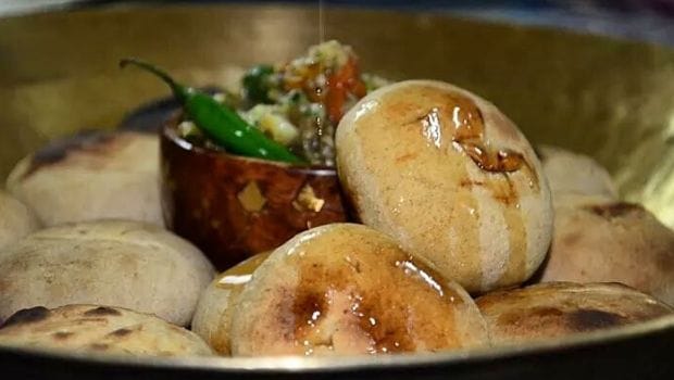 varanasi this breakfast is vey famous in world