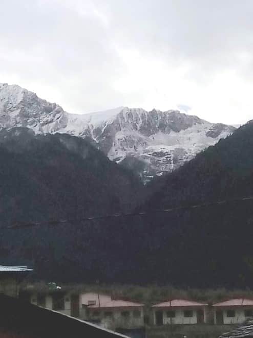 snowfall photo in uttarakhand chardham 2017