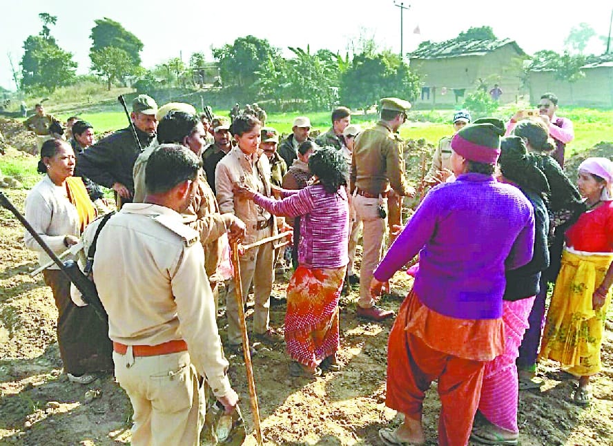 Encroachment removed from forest 