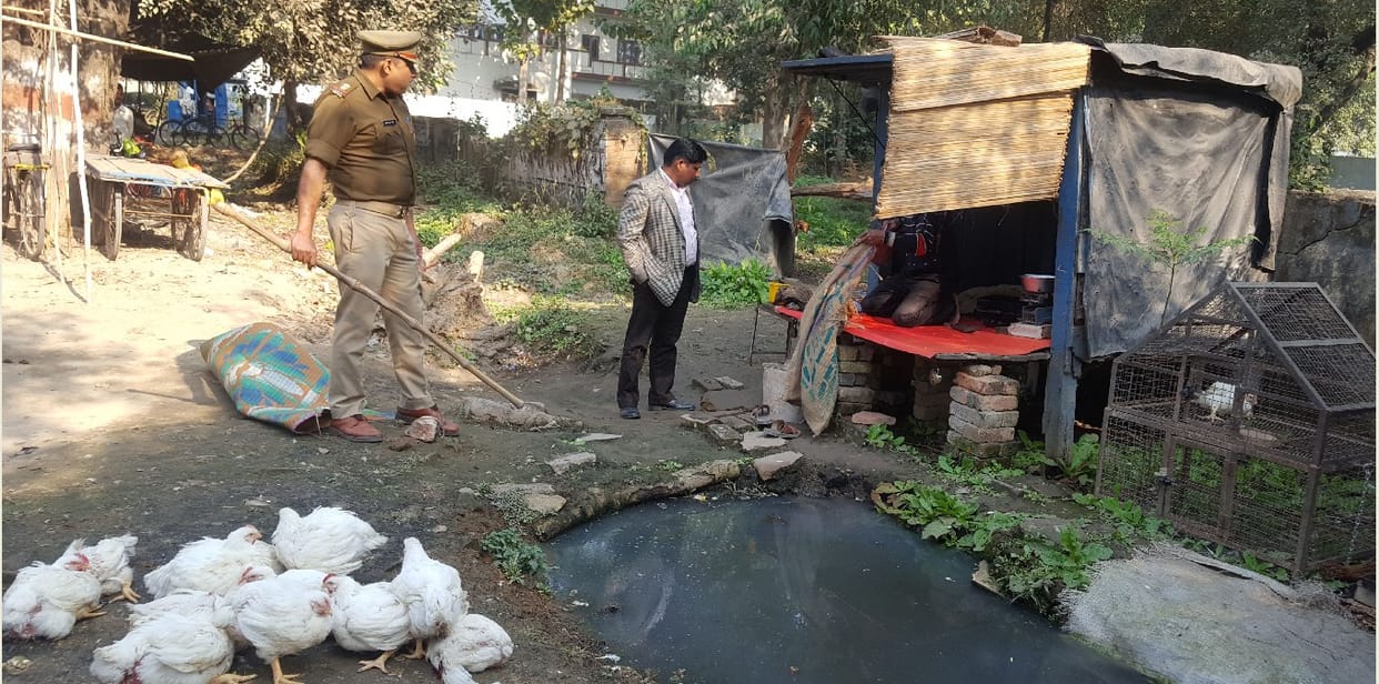 सिटी मजिस्ट्रेट के निर्देश पर बंद कराई मीट शॉप