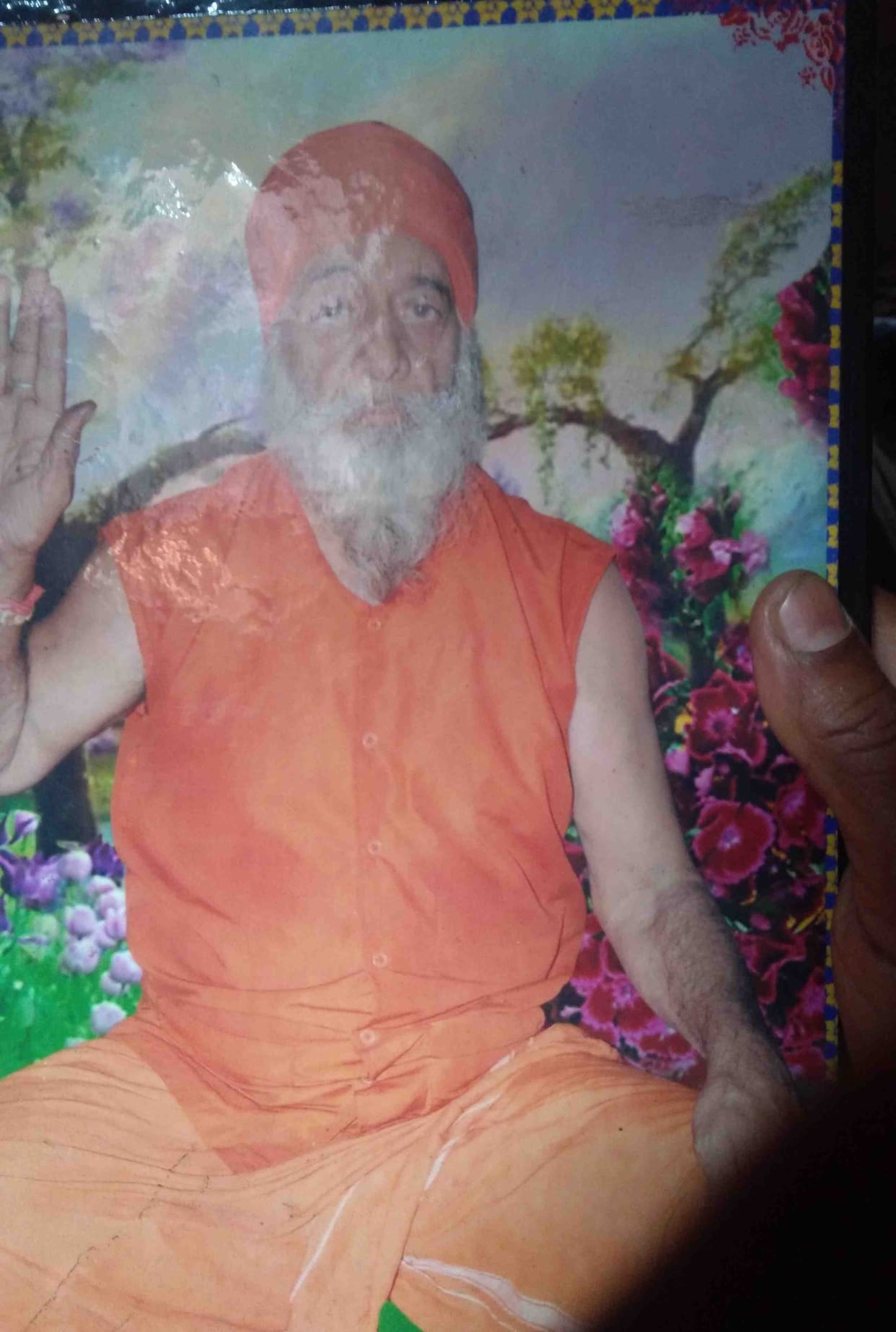 saint  murder in varanasi over doubt of illegal relation