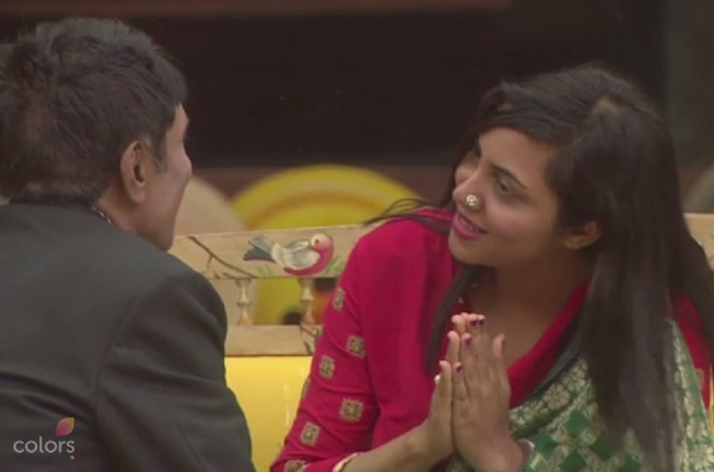 Arshi Khan Father Visits Bigg Boss 11 Show