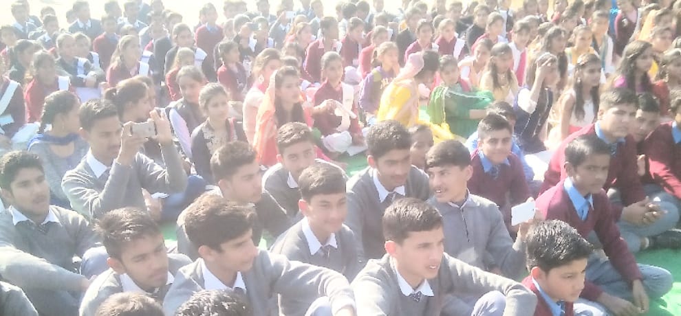 मैया यशोदा ये तेरा कन्हैया... पर मचा धमाल