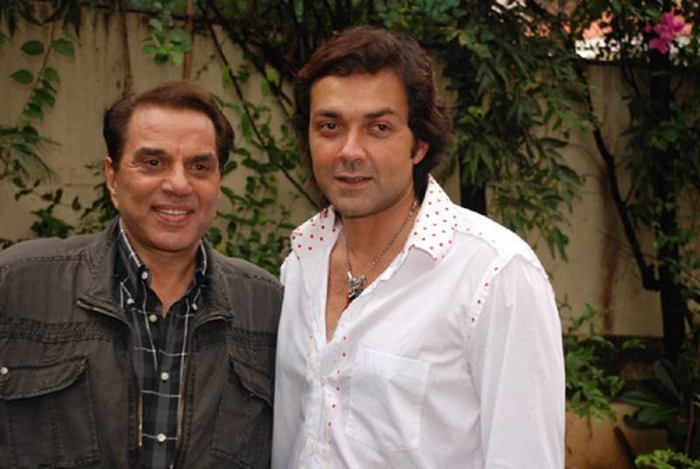 Dharmendra had gone in depression after unsuccessful in film industry of Bobby Deol