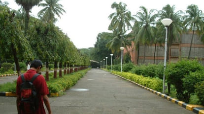 drugs addicted 25 iit student