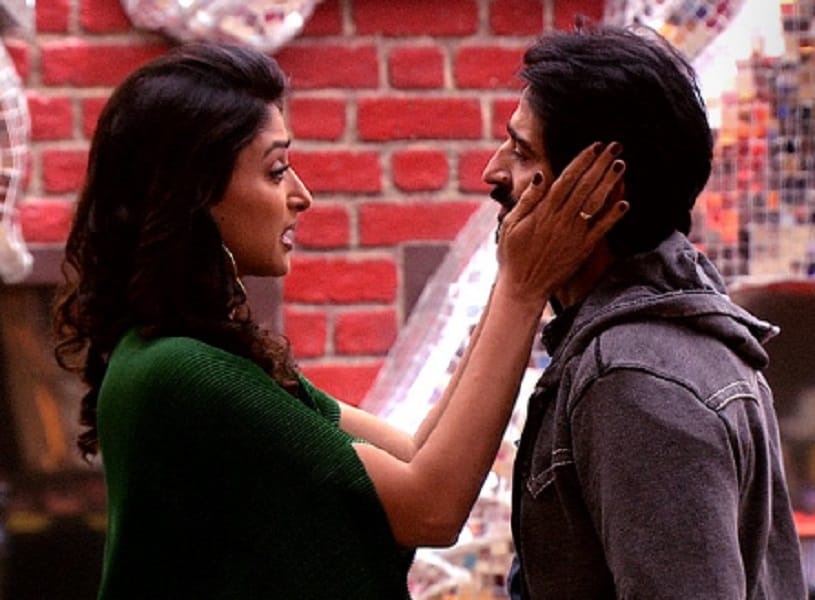 Bigg Boss 11 contestant Hiten Tejwani wife Gauri Pradhan impress everyone in the house 