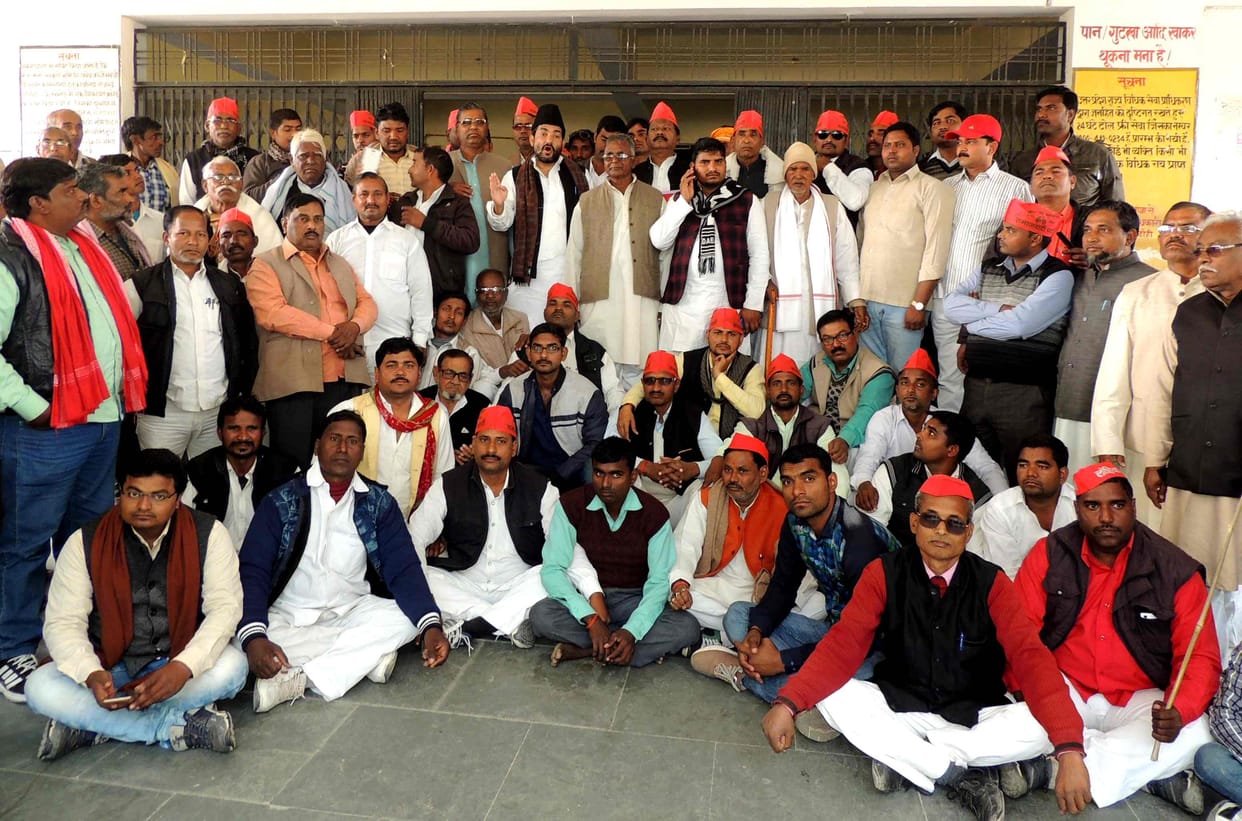 बिजली दर की बढ़ोतरी पर भड़के सपाजन