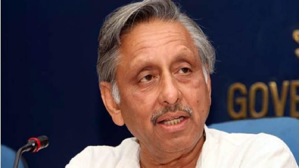 Congress suspends Mani Shankar Aiyar's suspension, reinstates membership