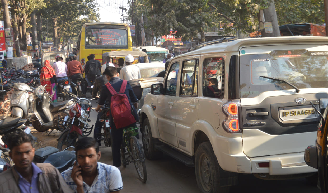 malviya road become narrow in evening time