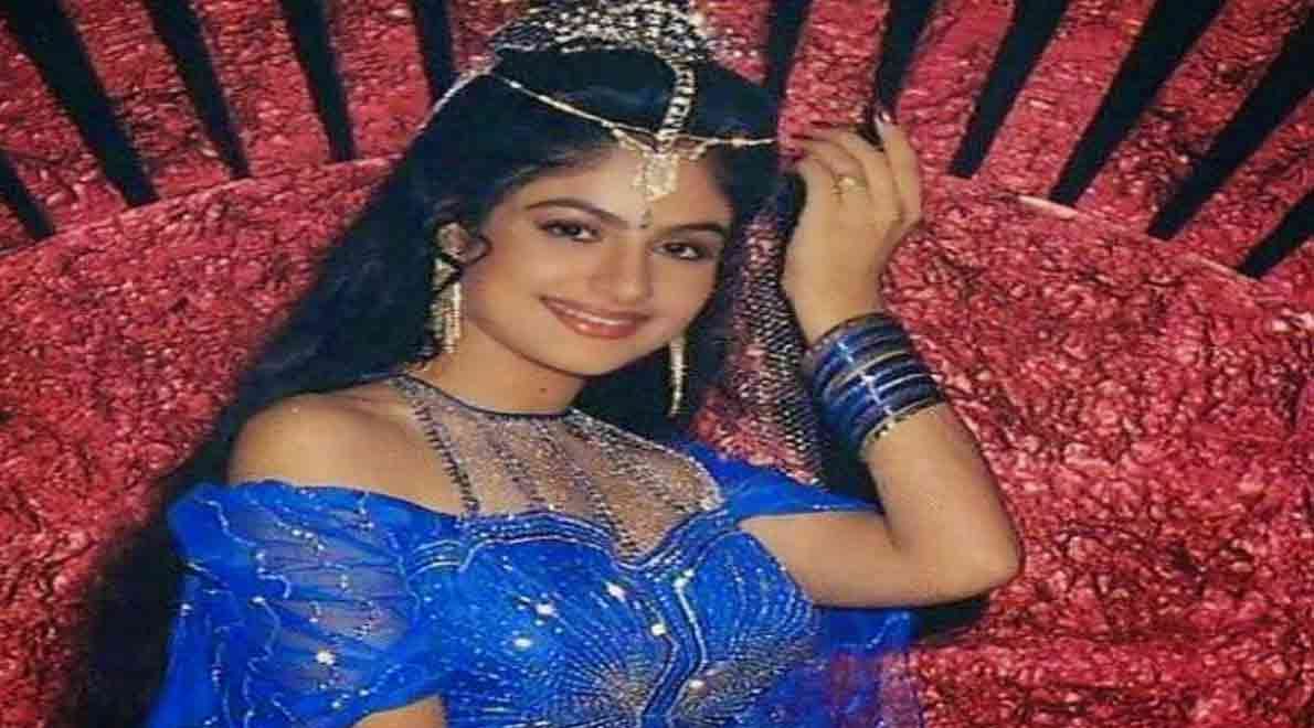 ayesha jhulka comeback in bollywood after a long time