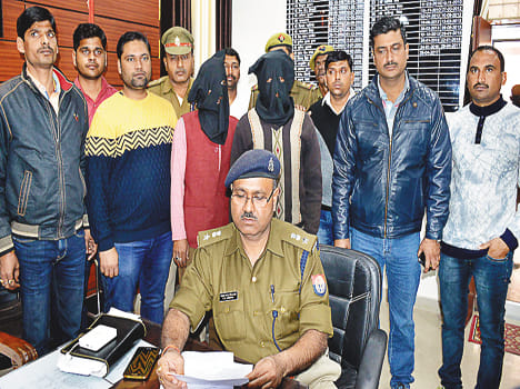 Interstate two prize racket arrested