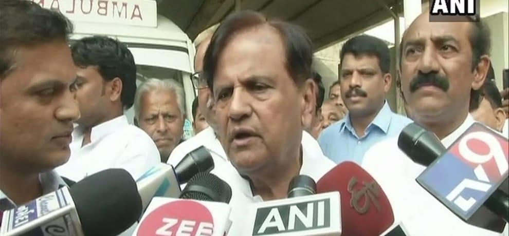 Ahmed Patel wrote a letter to the Prime Minister on the death of the lions in Gujarat