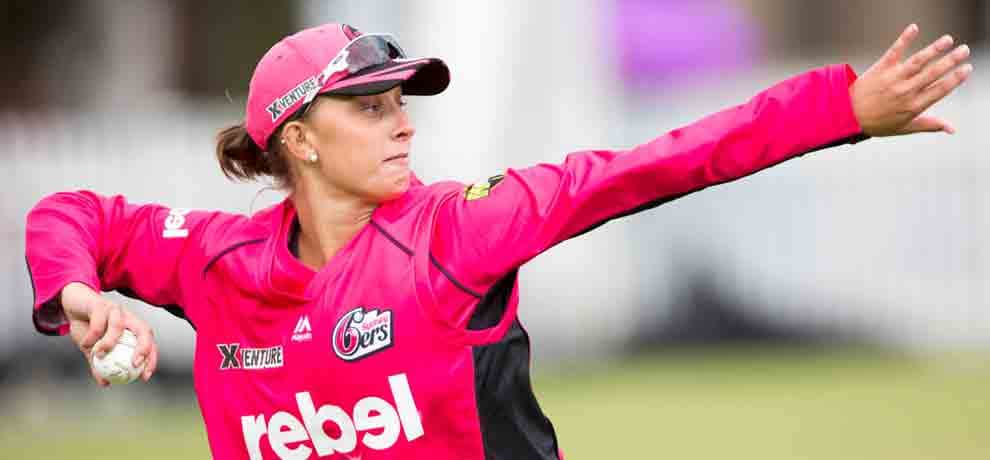 Ashleigh Gardner scores fastest century in womens big bash league history