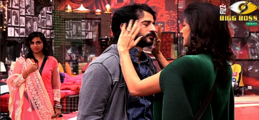 this weekend hiten tejwani would be out from bigg boss house
