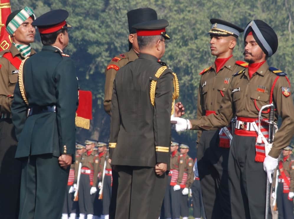 Bangladesh army chief meet officer in IMA POP
