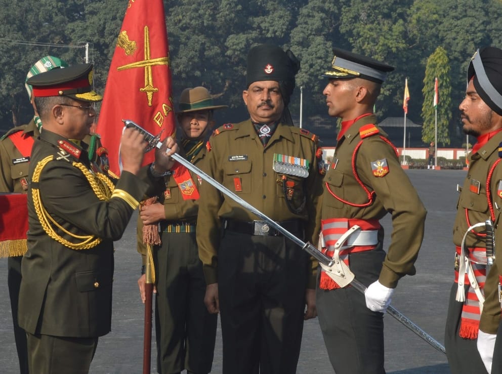 Bangladesh army chief meet officer in IMA POP